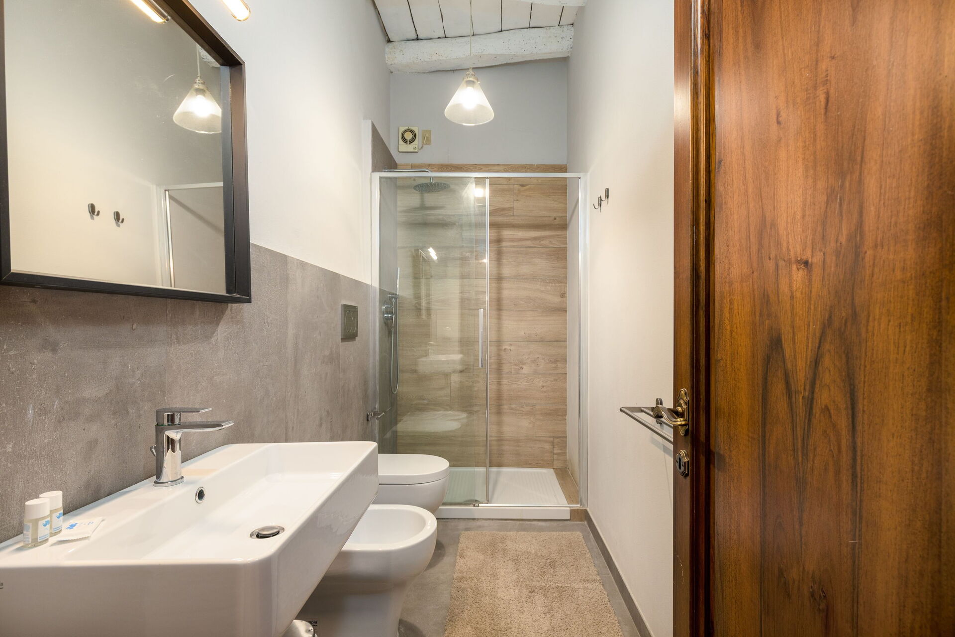 Villa Orchidea badkamer in San Donnino