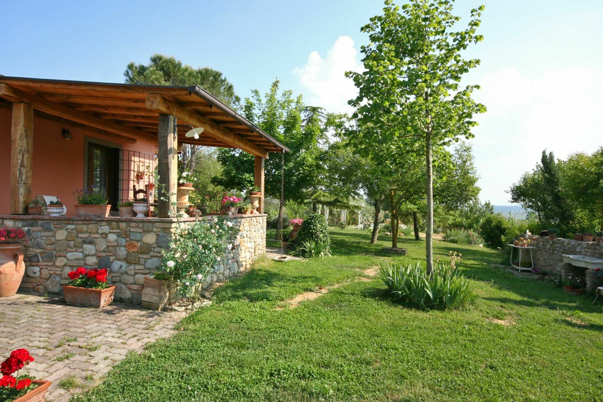 Casa Cipressi tuin in Sciano