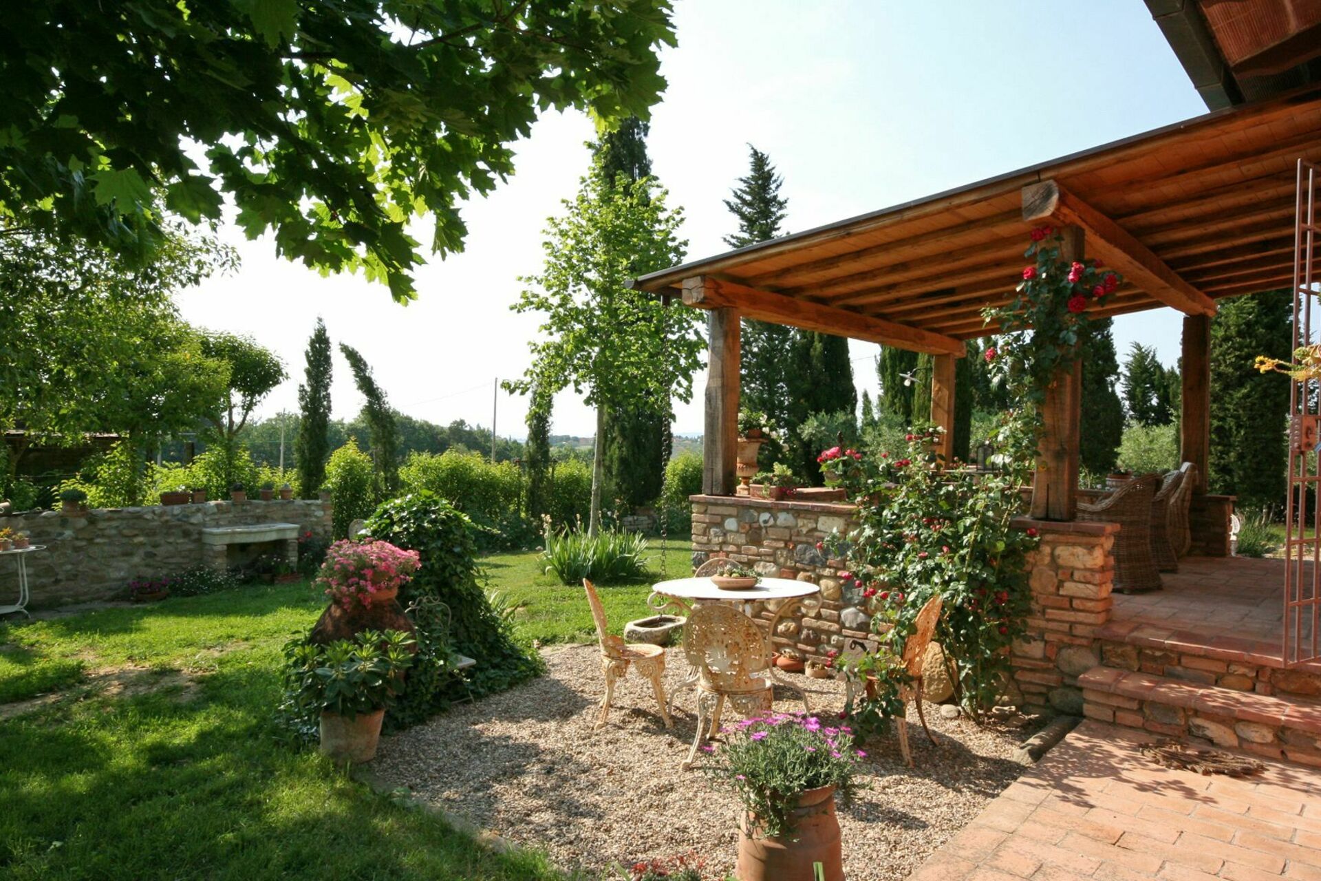 Casa Cipressi keuken in Sciano