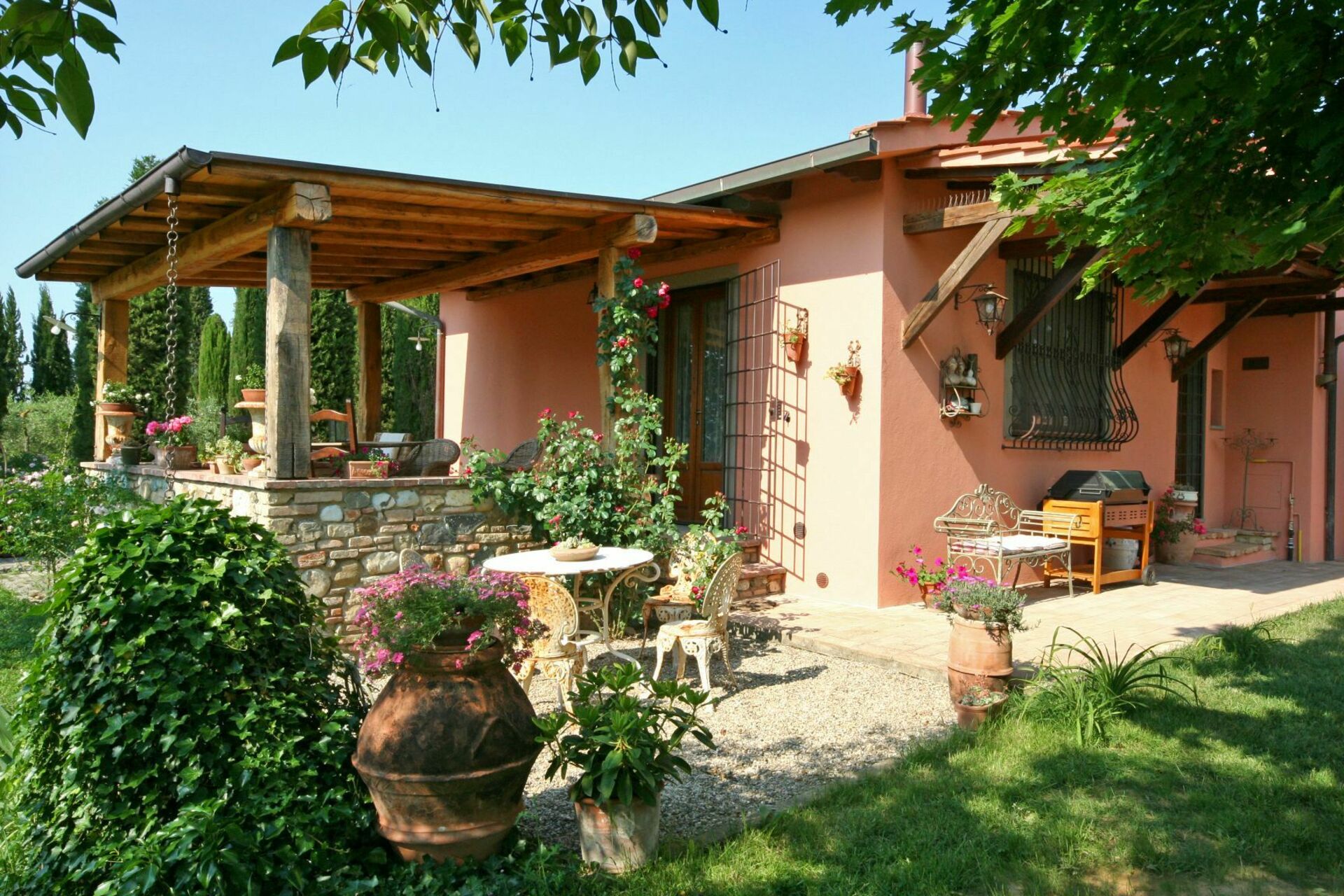 Casa Cipressi badkamer in Sciano