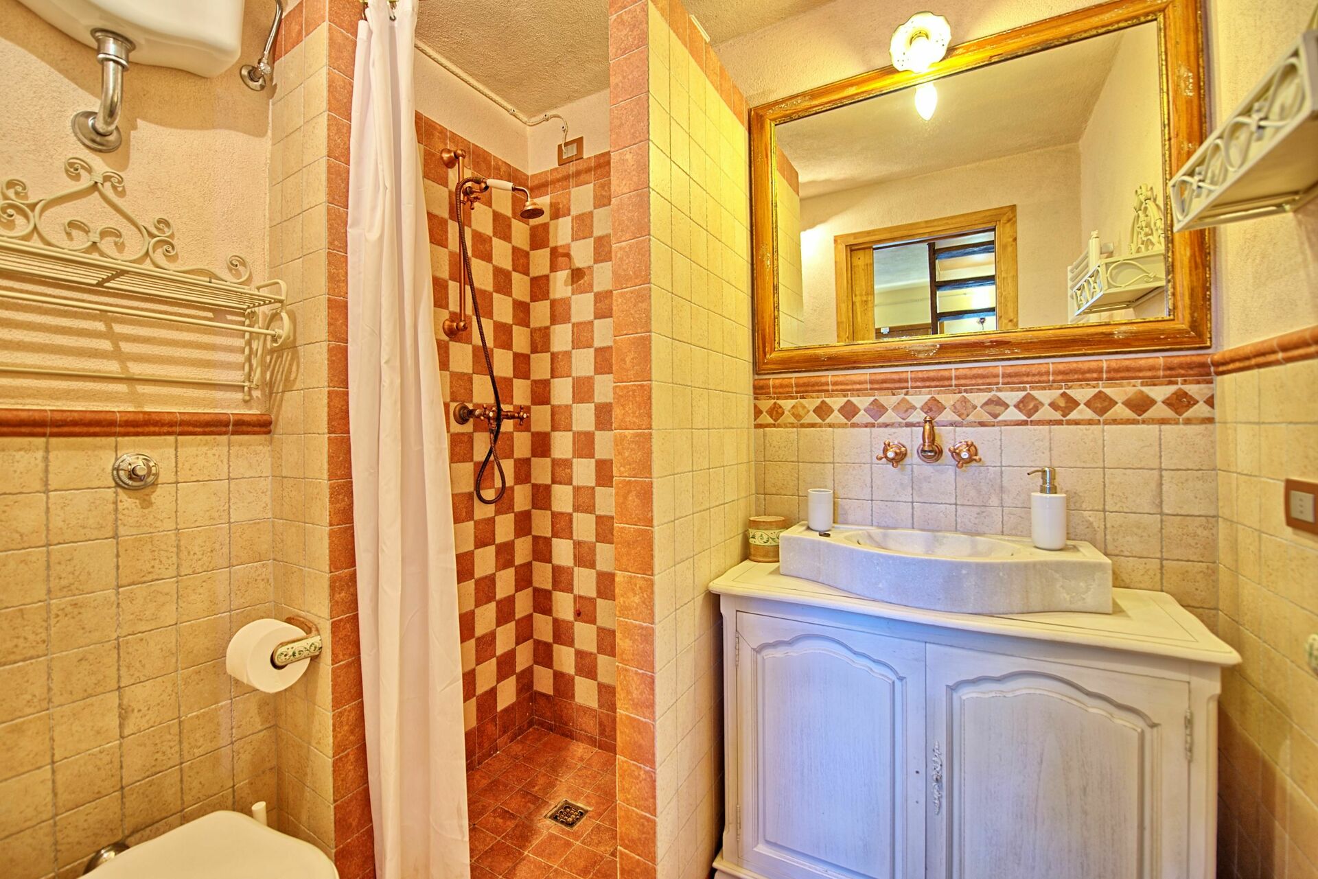 Casa Cipressi tuin in Sciano