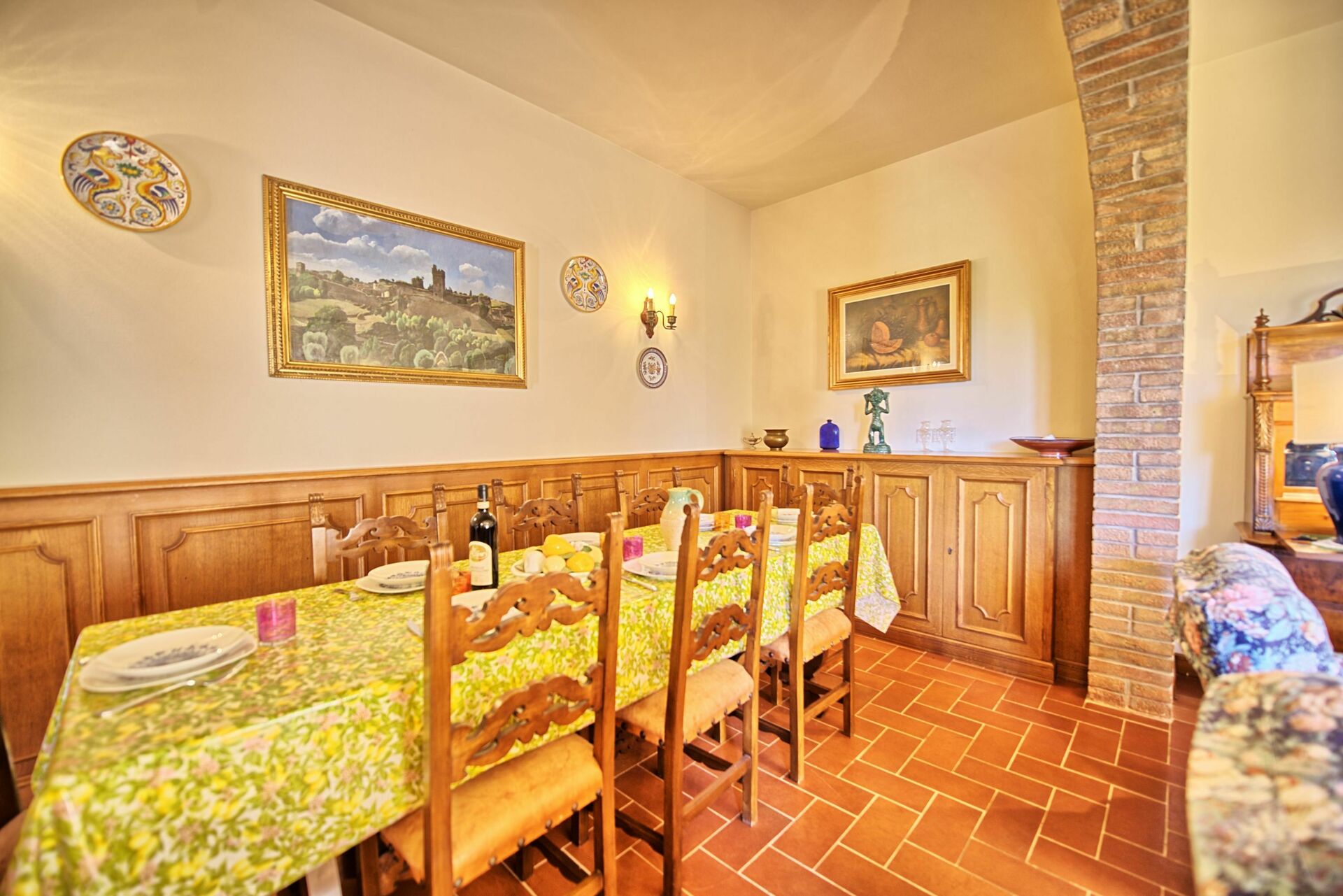 Casale Ambra interieur in Ambra