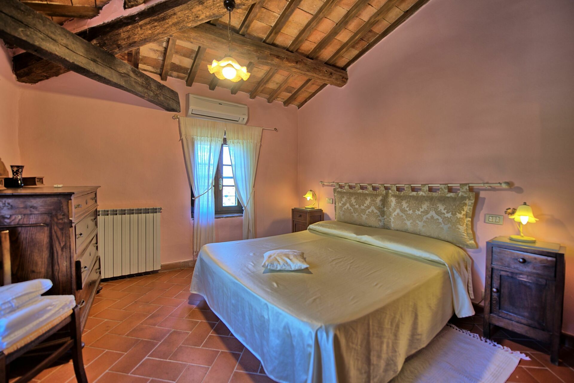 Cerretalta badkamer in San Quirico D'orcia