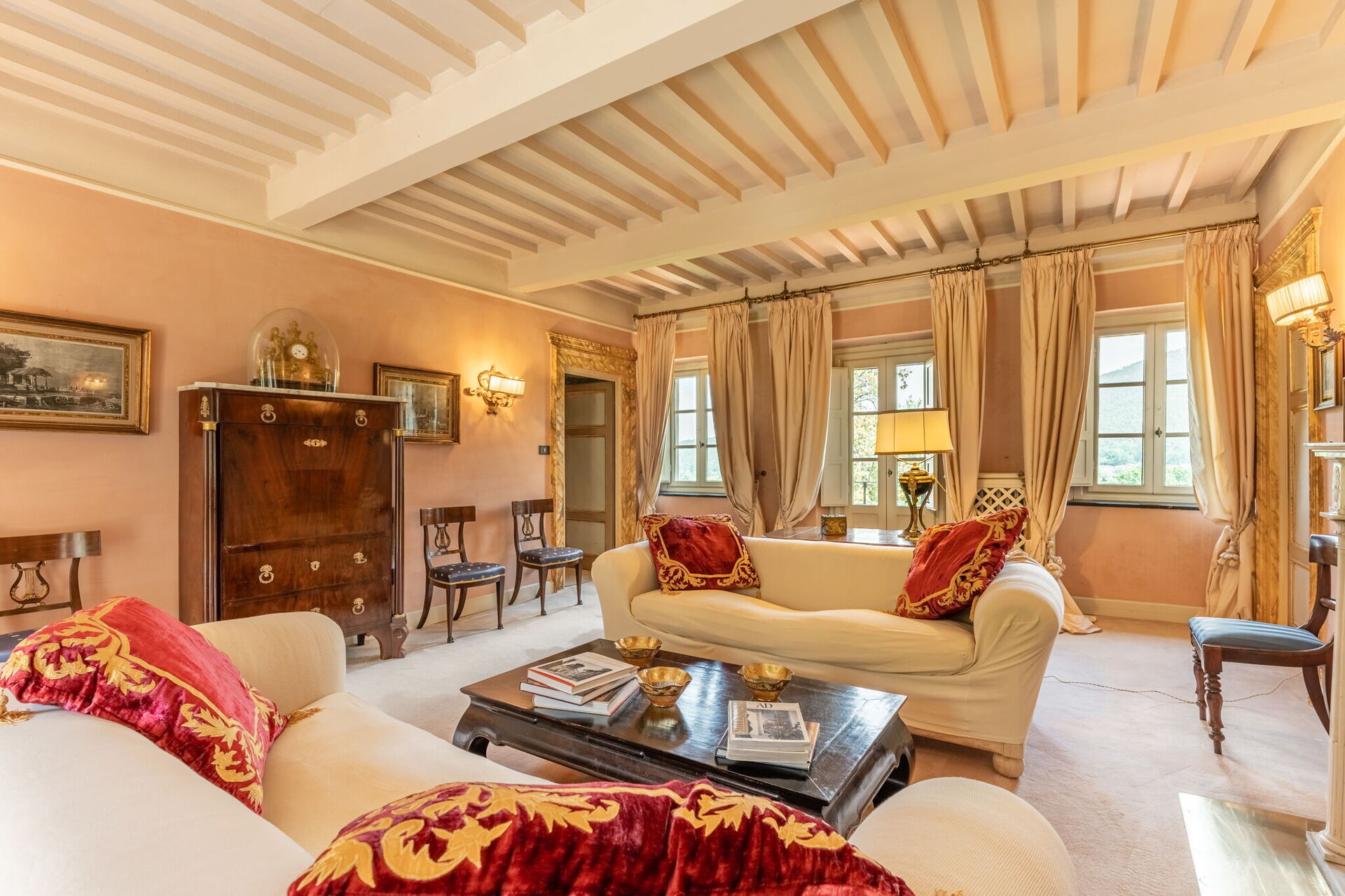 Villa De Ranieri interieur in Lucca