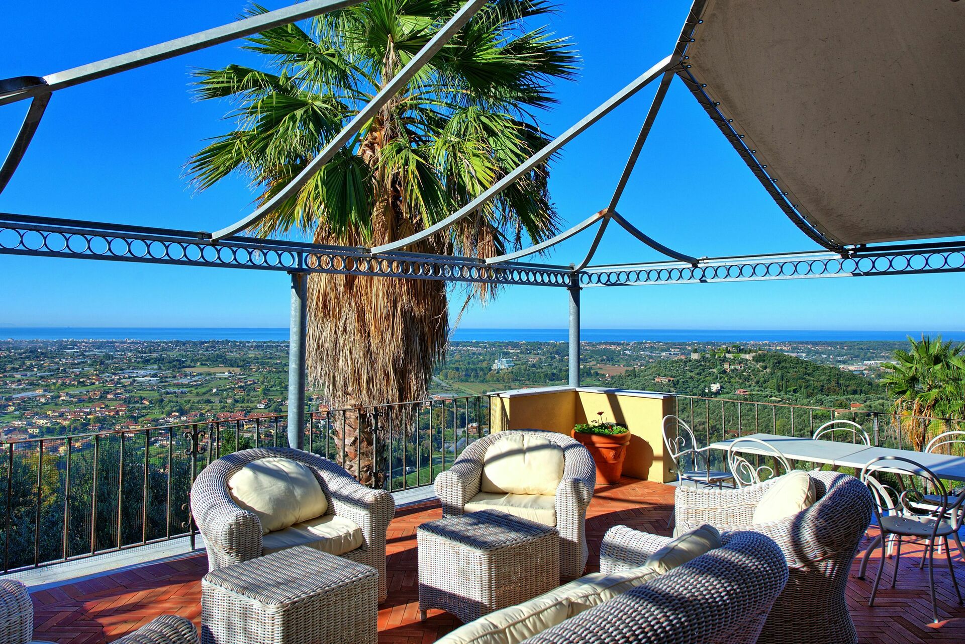 Villa Camaiore keuken in Camaiore