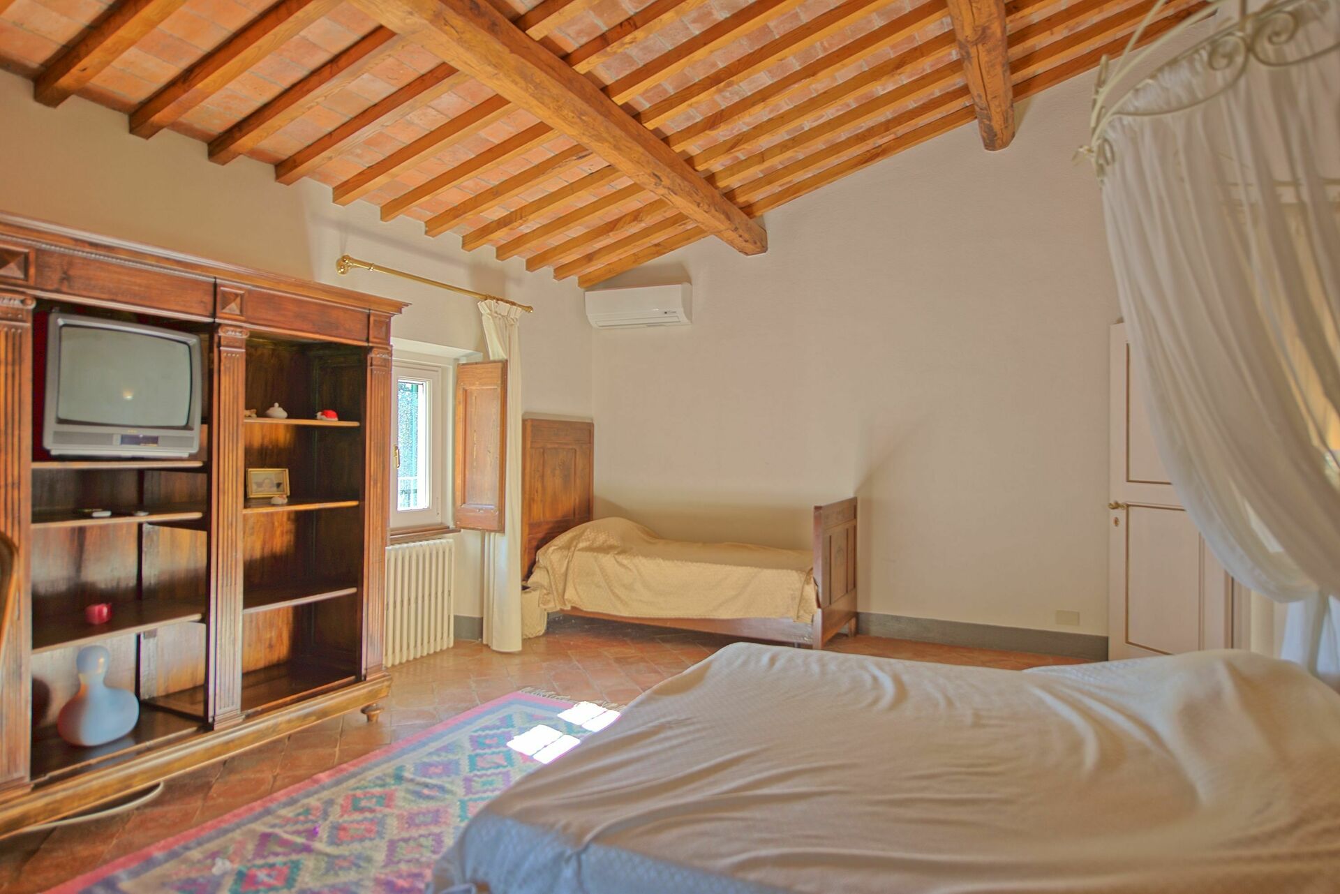 Villa Camaiore slaapkamer in Camaiore