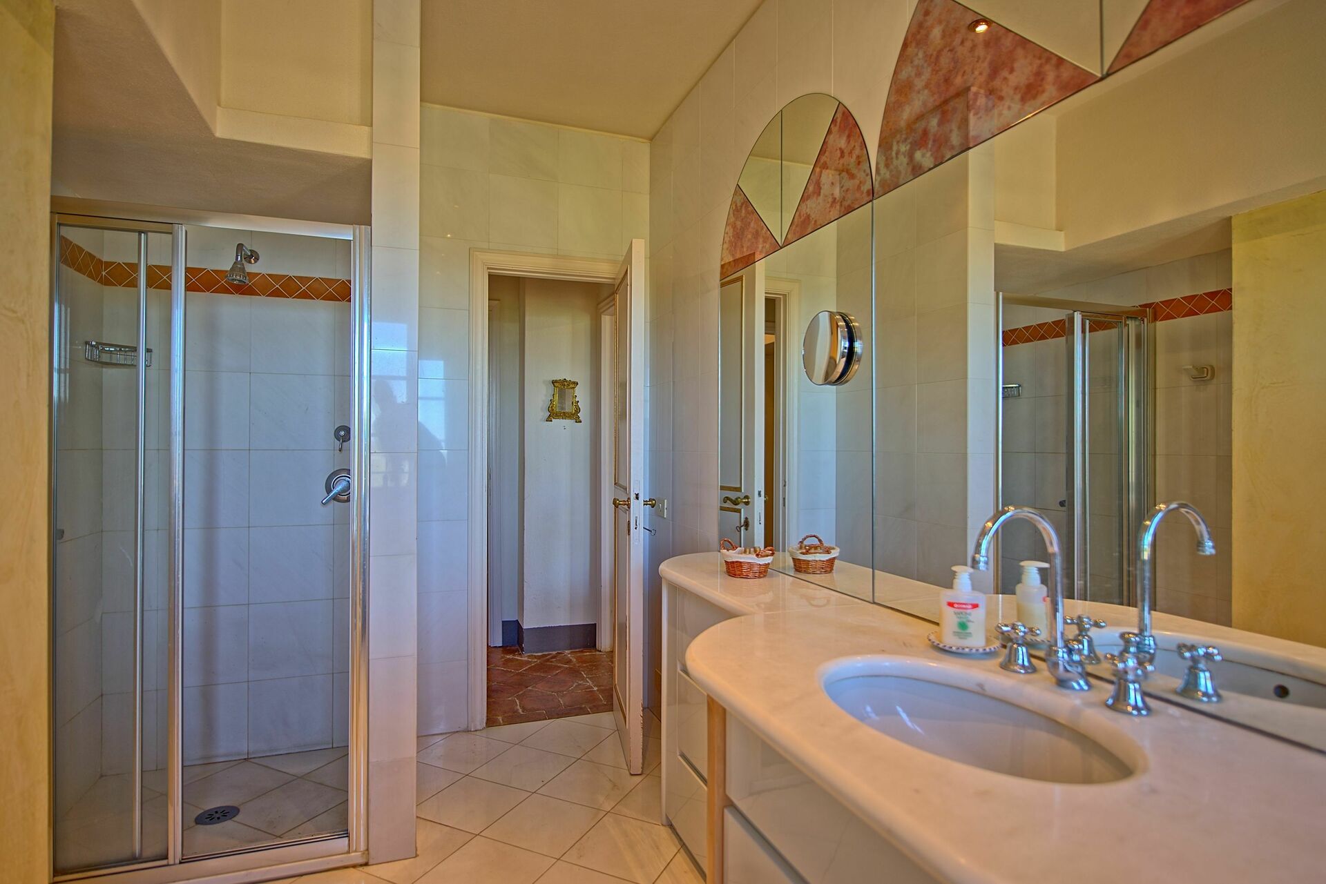 Villa Camaiore keuken in Camaiore