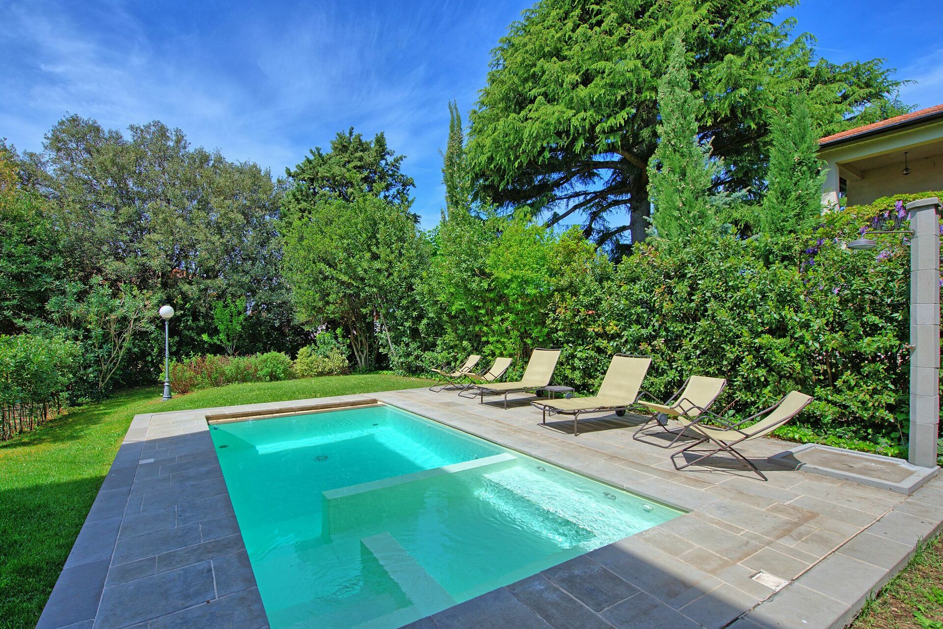 Villa Primula tuin in Cortona