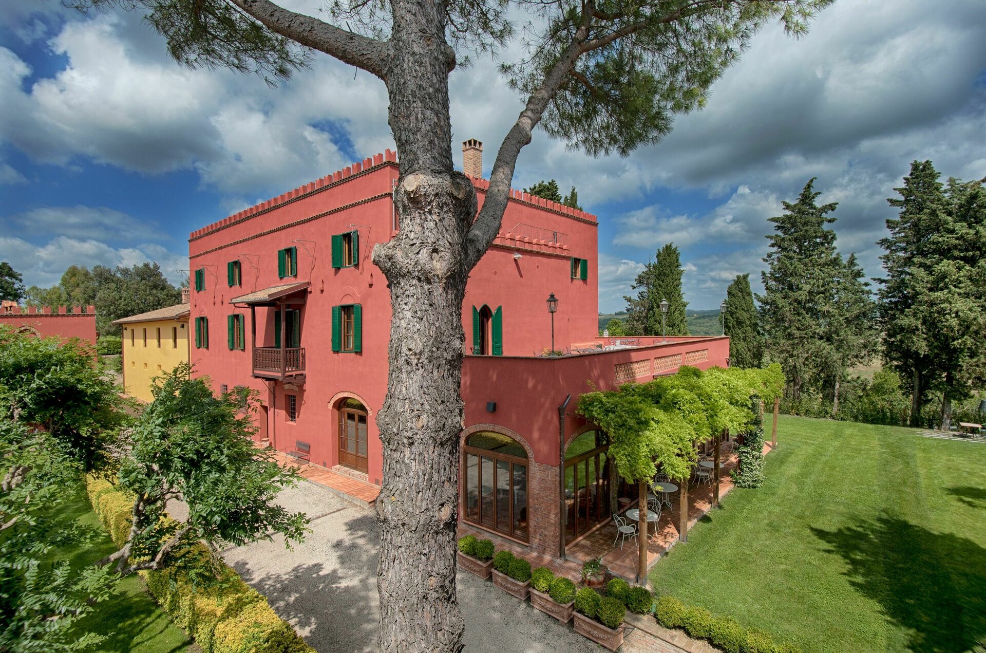 Tenuta Cambiano tuin in Colombaie