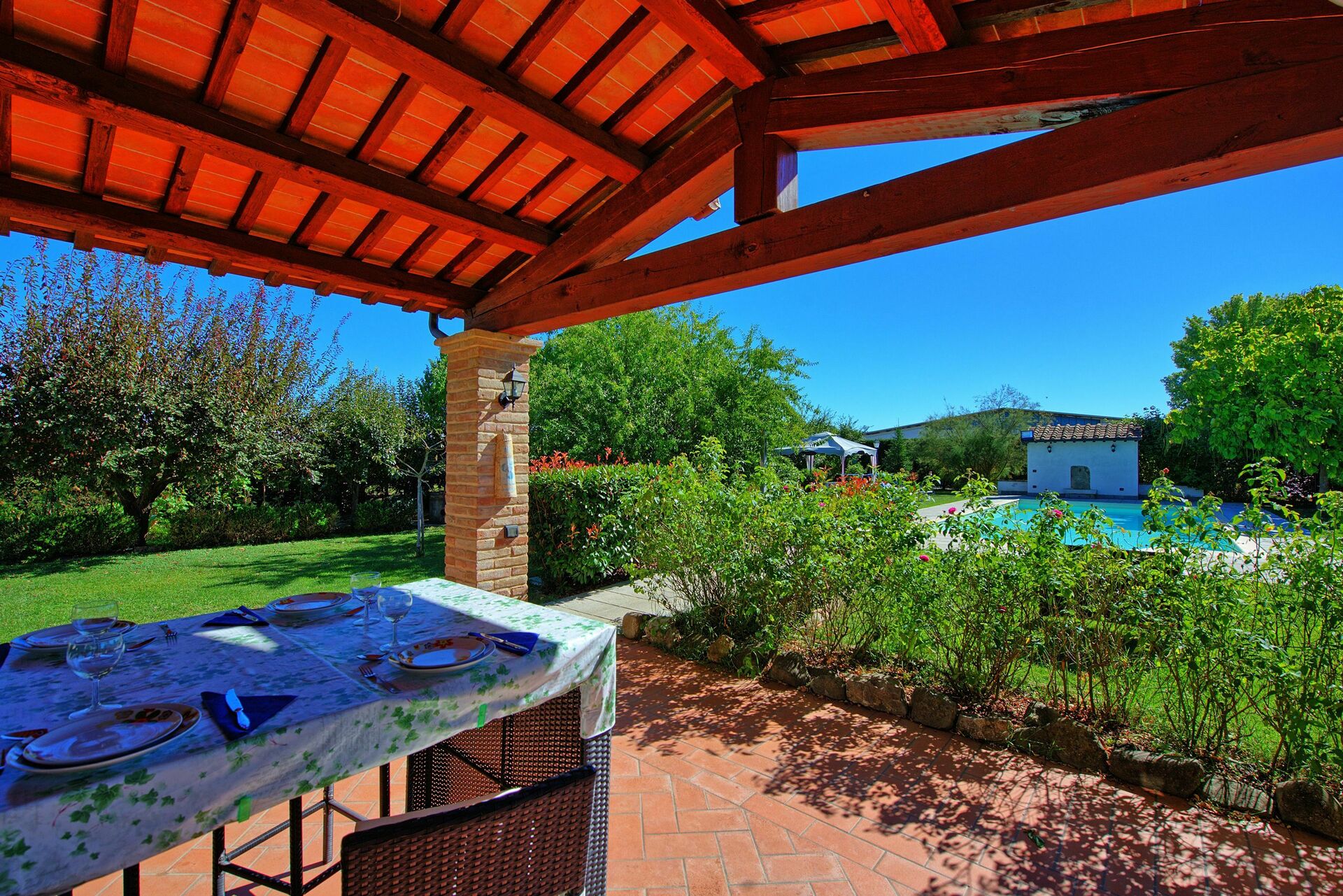 Casale Tiziano tuin in Fighille