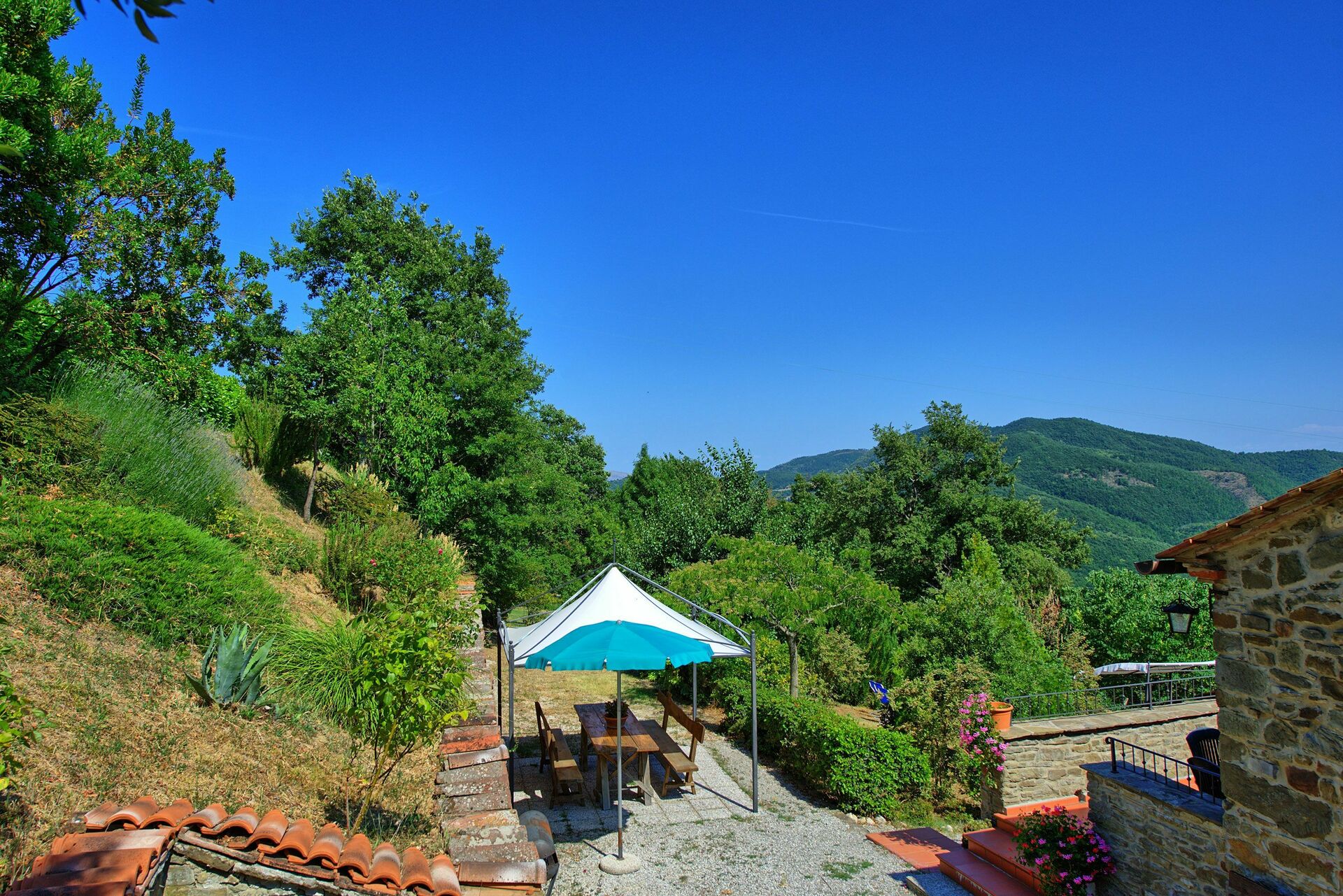 Borgo Veronica badkamer in Torreone