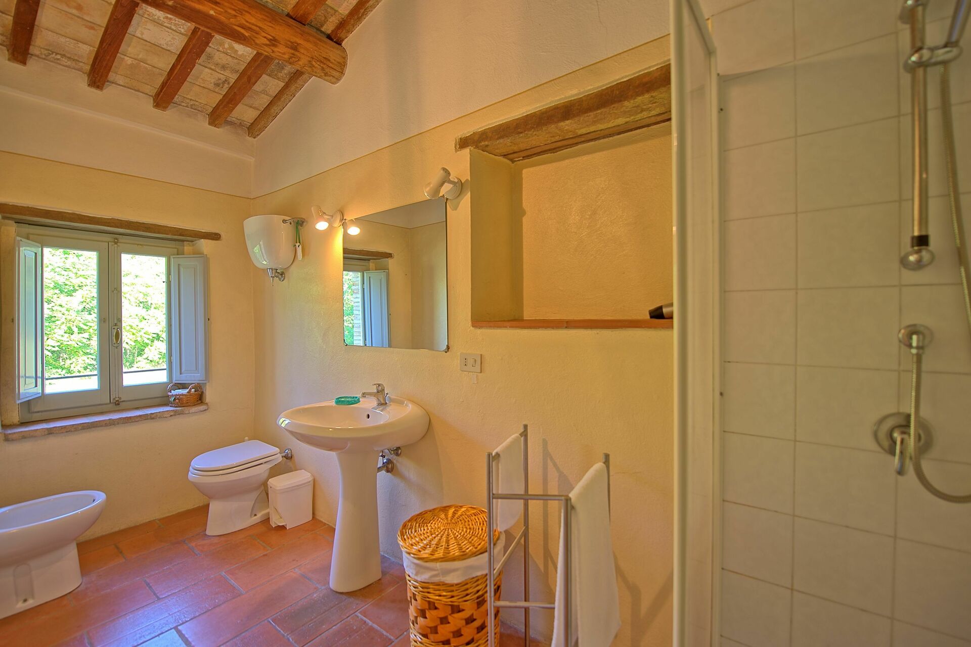 Villa Gualchiere keuken in San Casciano Dei Bagni