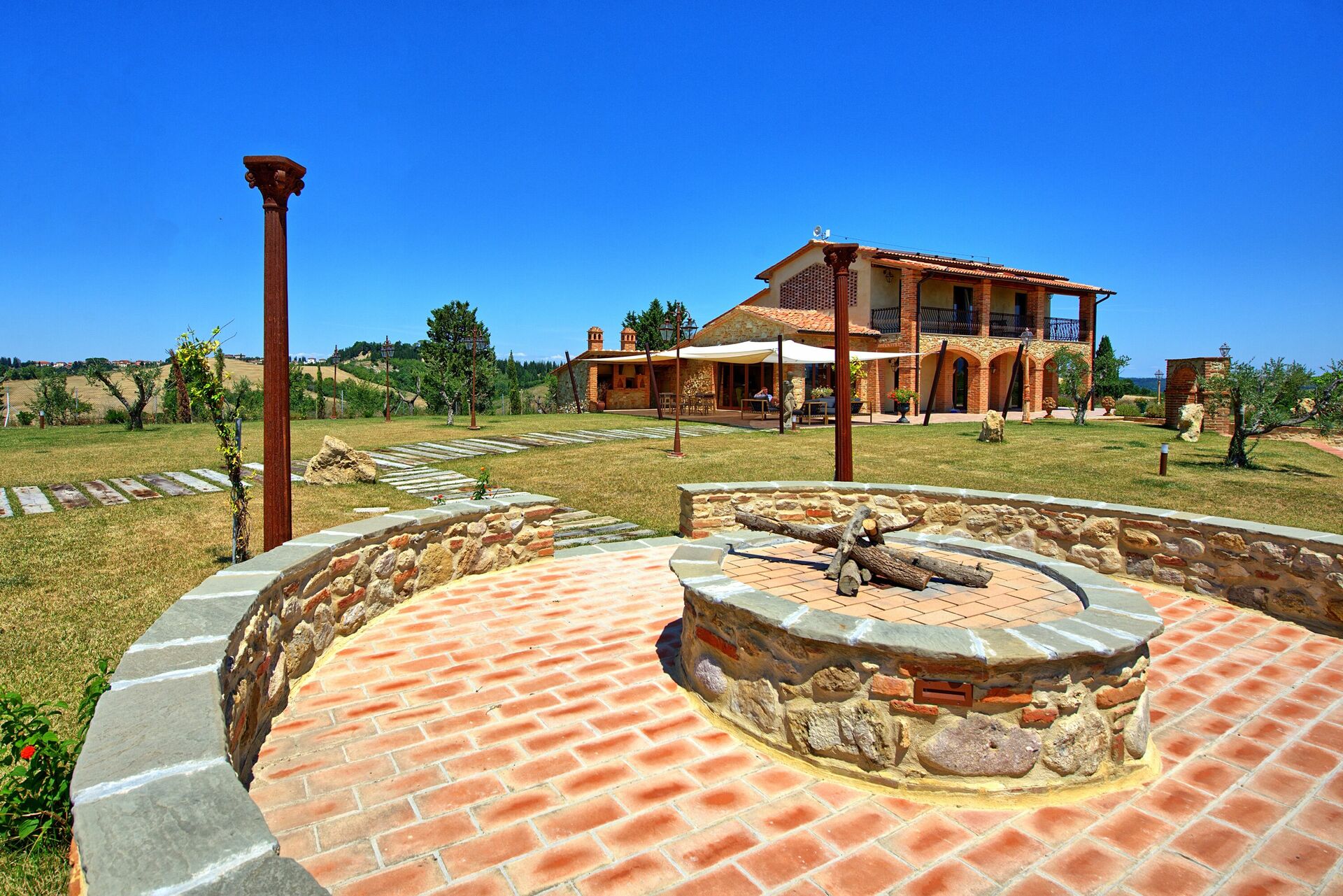 Villa Massimiliano badkamer in Lajatico