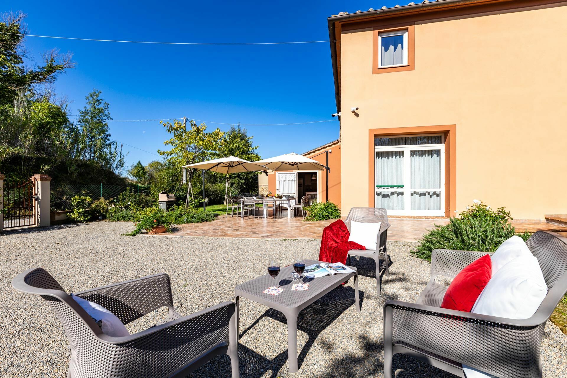 Villa Bonriposo tuin in Legoli