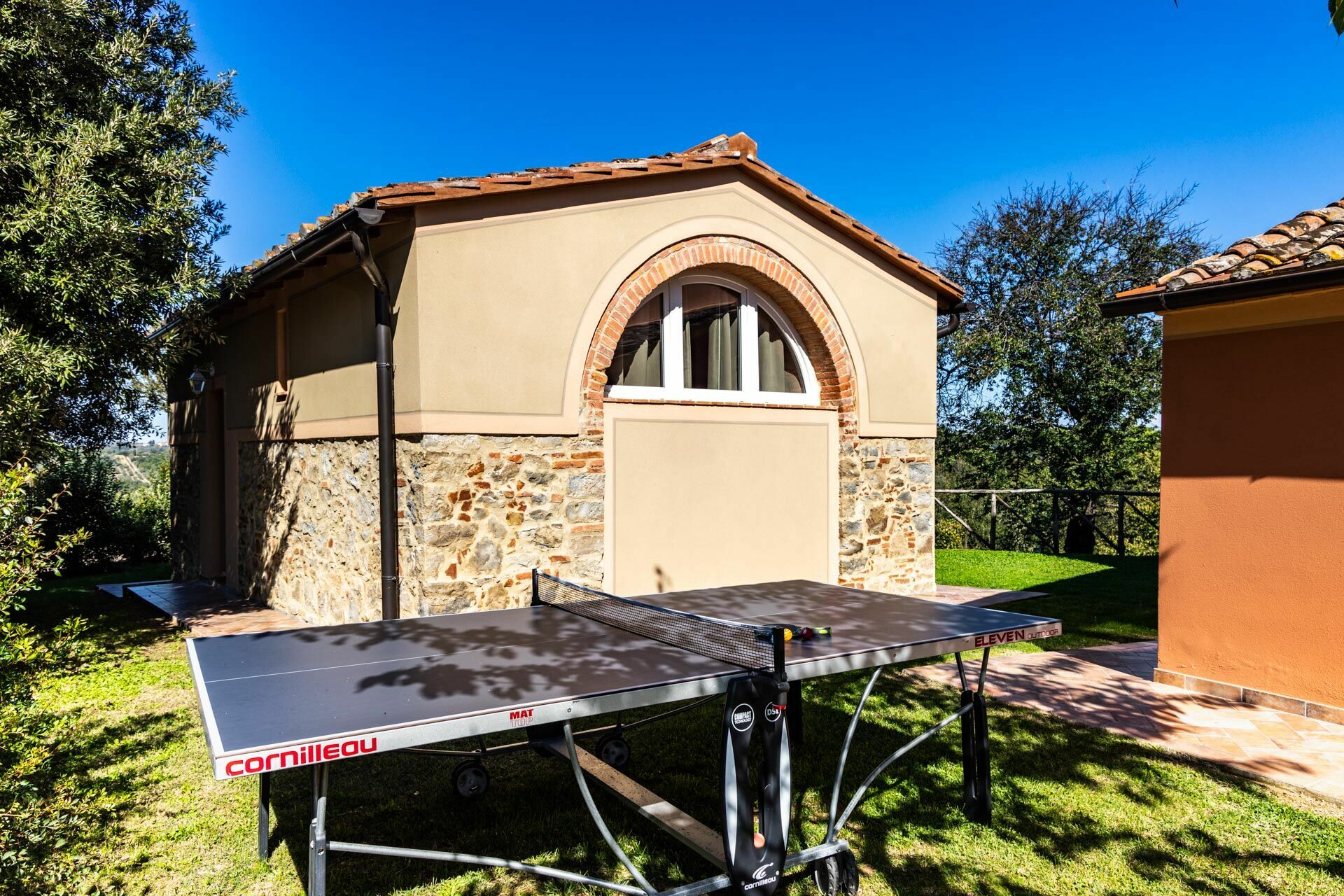 Villa Bonriposo tuin in Legoli