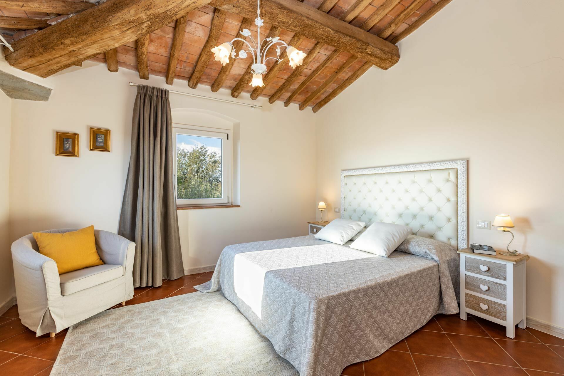 Villa Bonriposo slaapkamer in Legoli