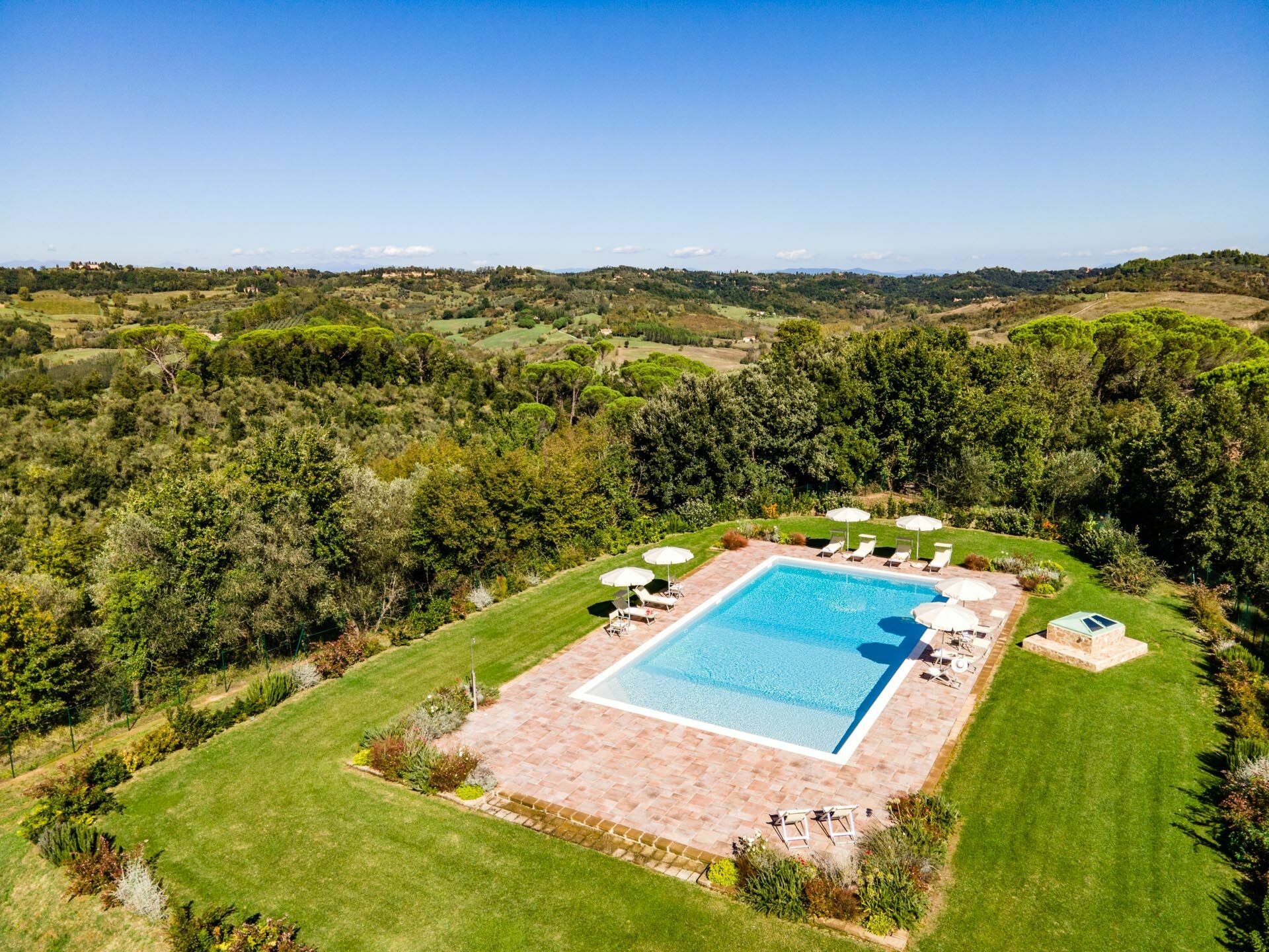 Villa Bonriposo tuin in Legoli