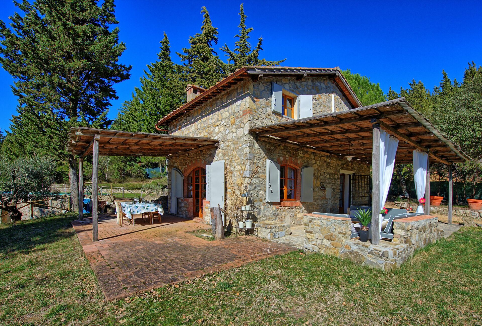 Casa Fioraie tuin in Castellina In Chianti