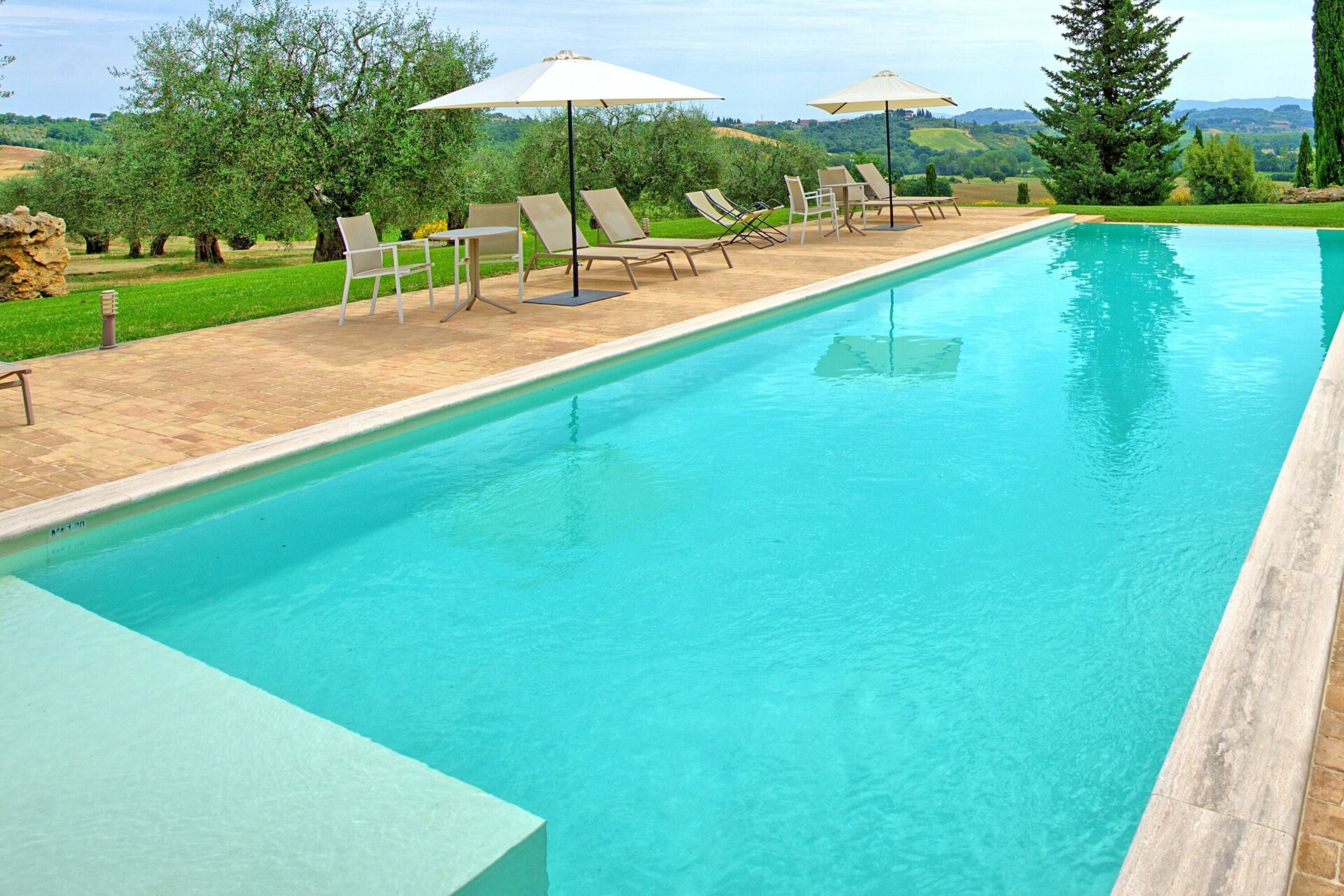 Villa Le Buche tuin in Sarteano