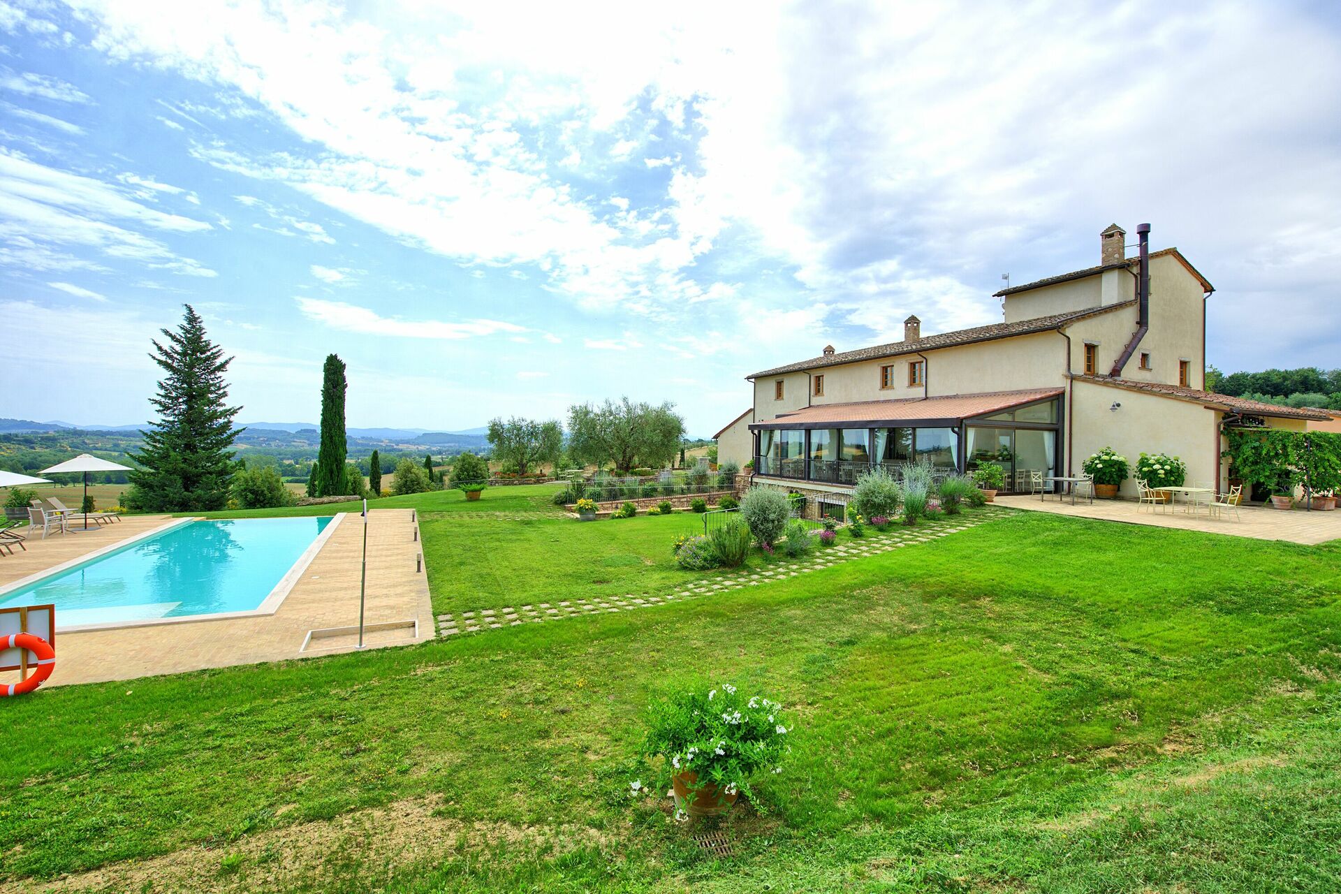 Villa Le Buche tuin in Sarteano