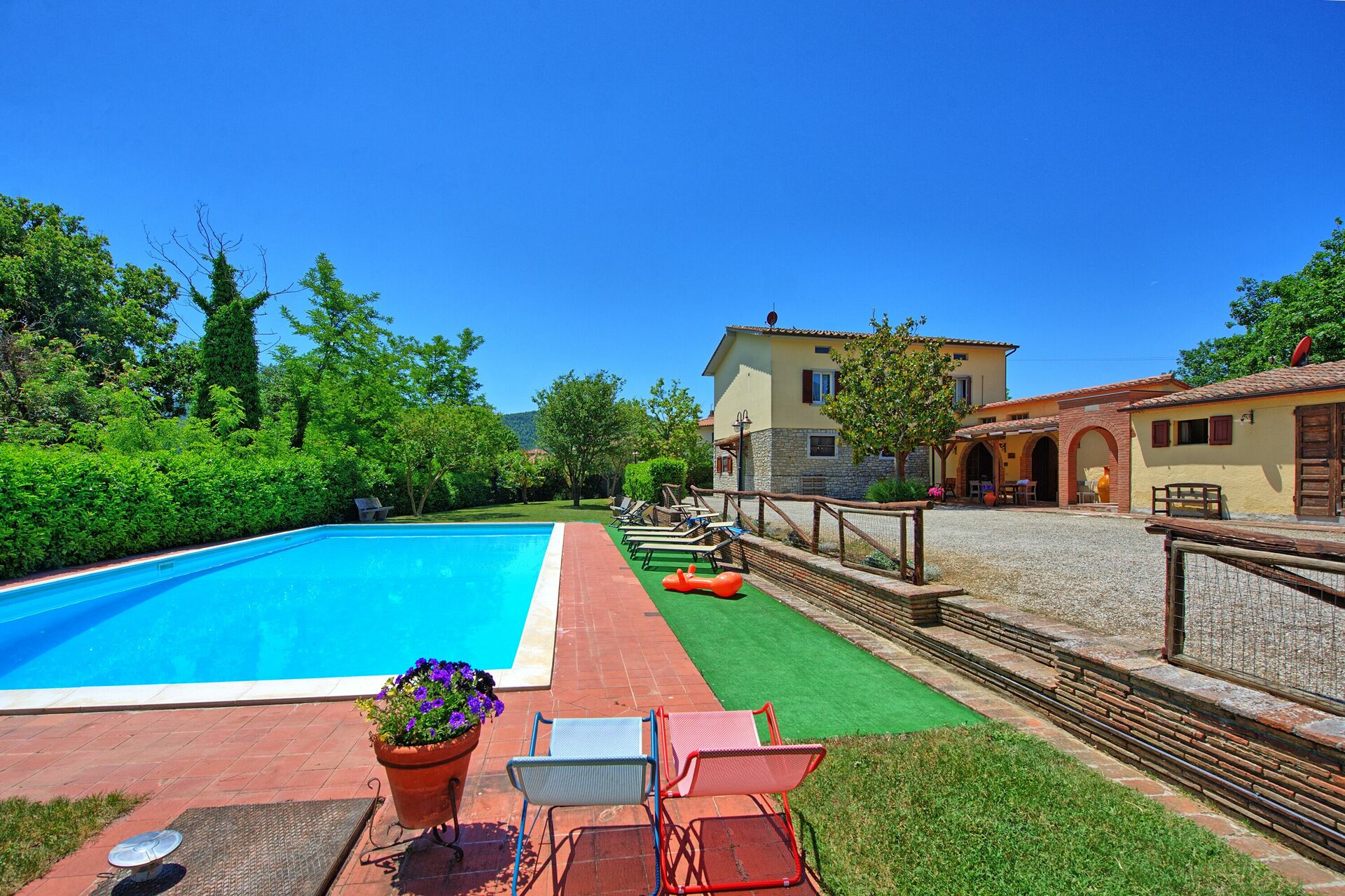 Zeffiro in Pergo, Toscane