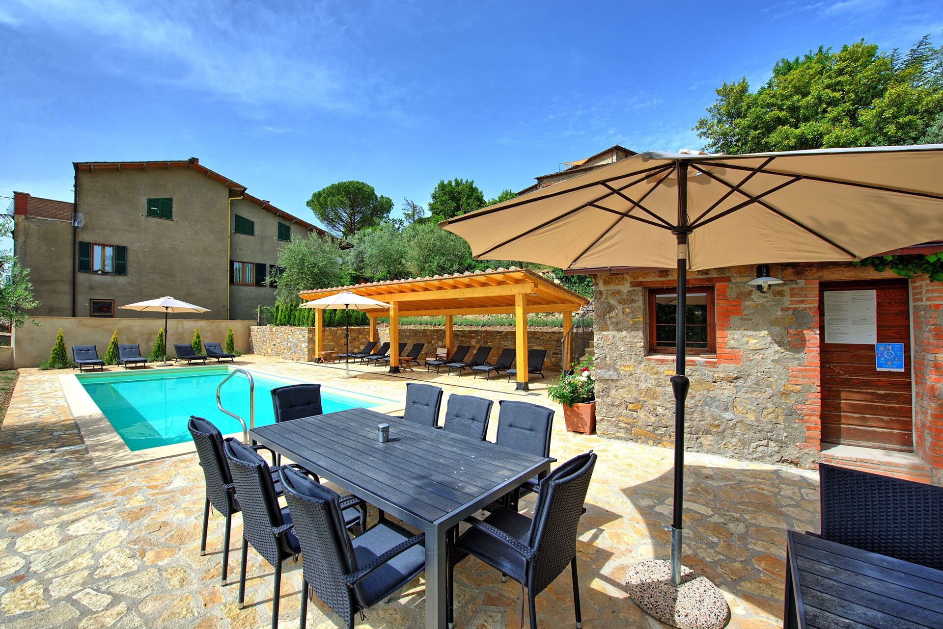 Villa Collina slaapkamer in Montegiove