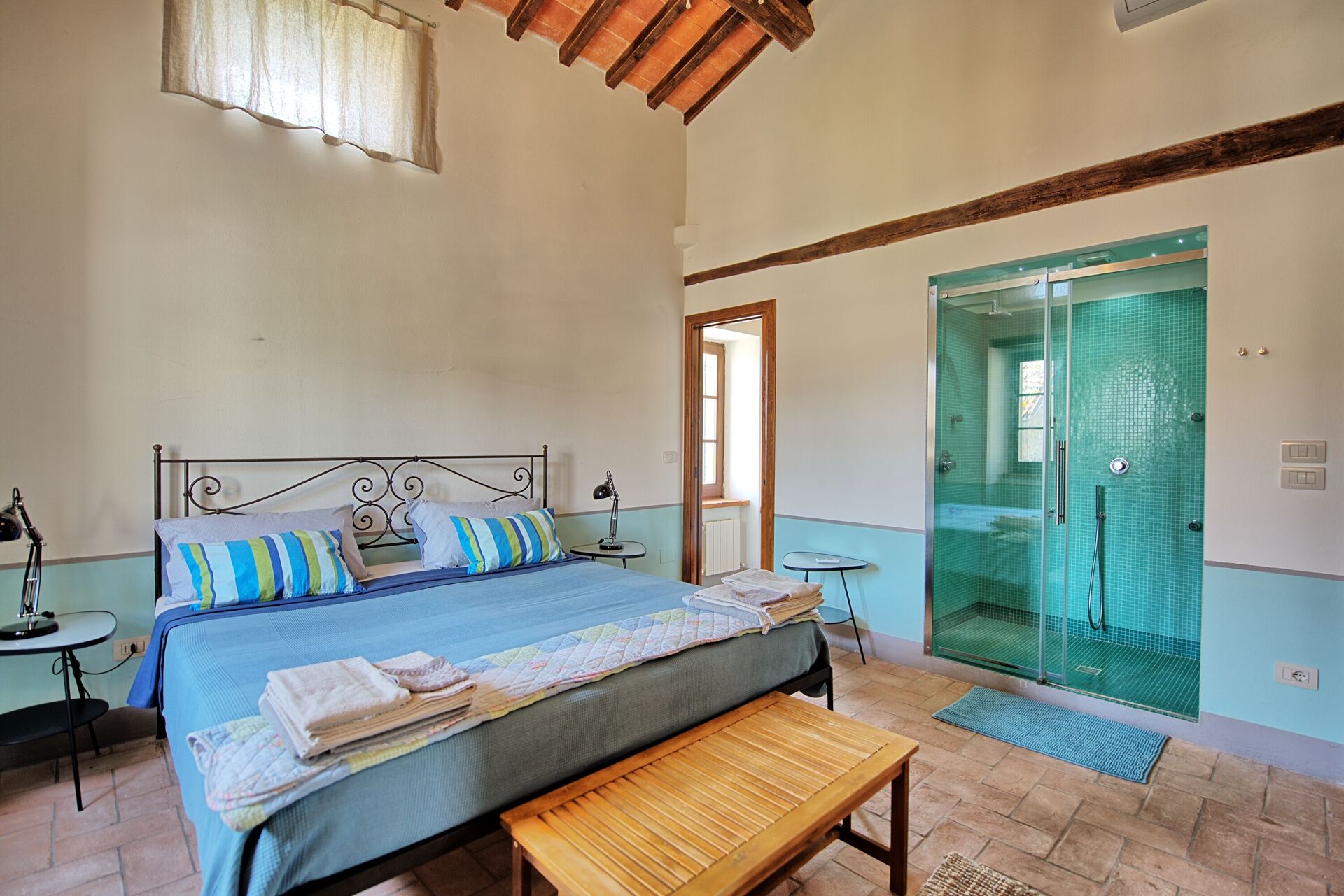 Villa Collina badkamer in Montegiove