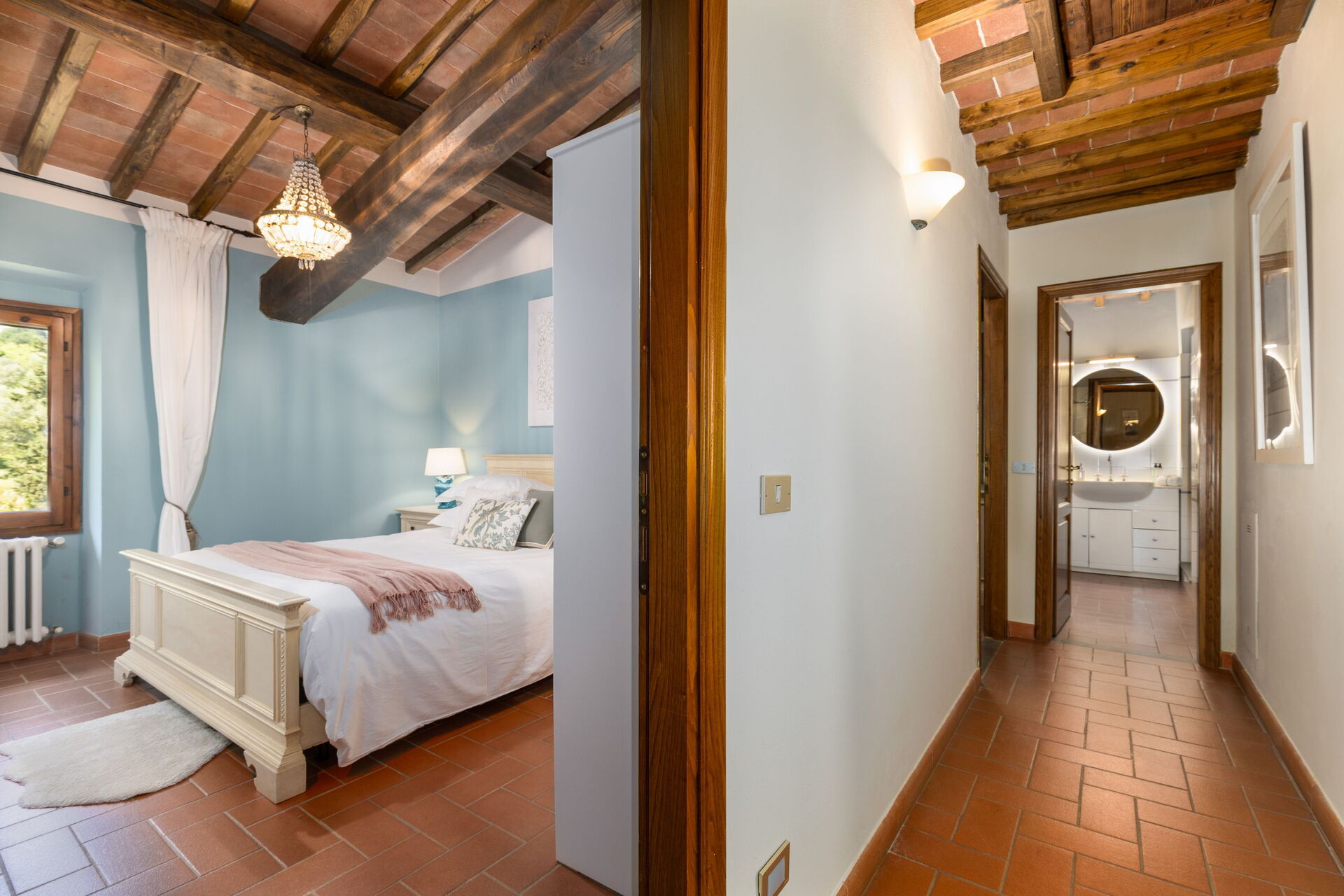 San Guido interieur in Pelago