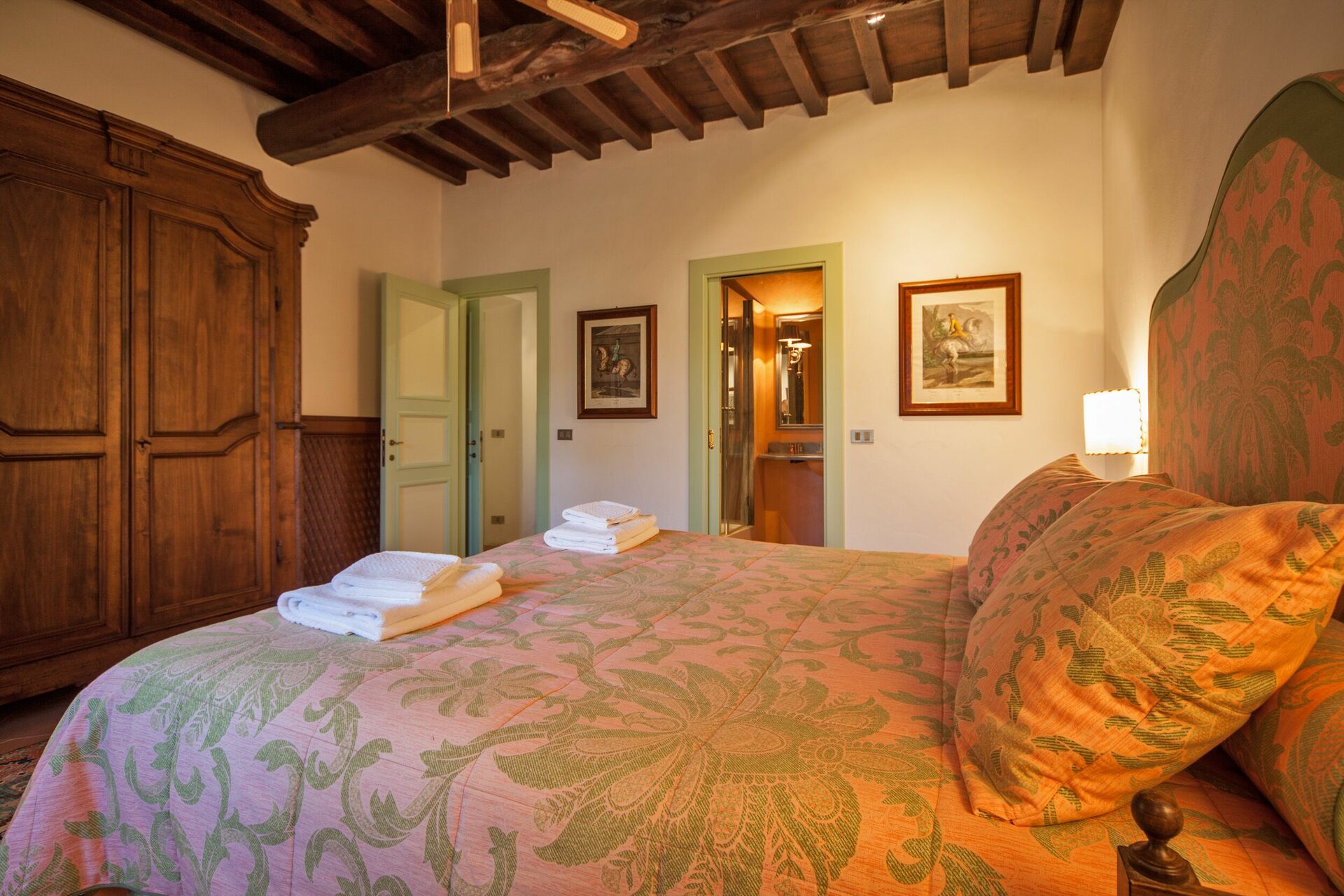 Villa Paneretta badkamer in Monsanto Ii