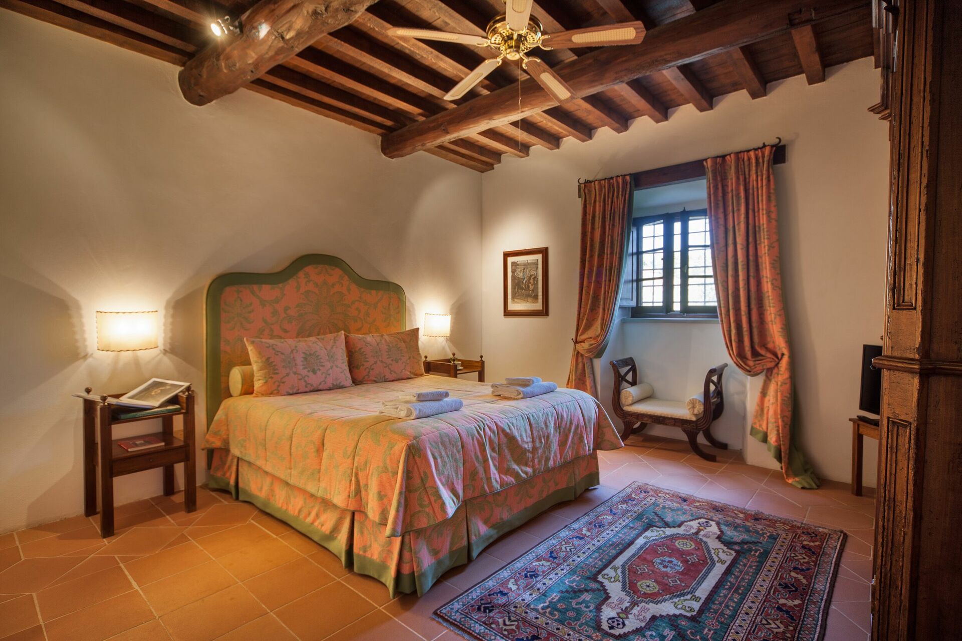 Villa Paneretta keuken in Monsanto Ii