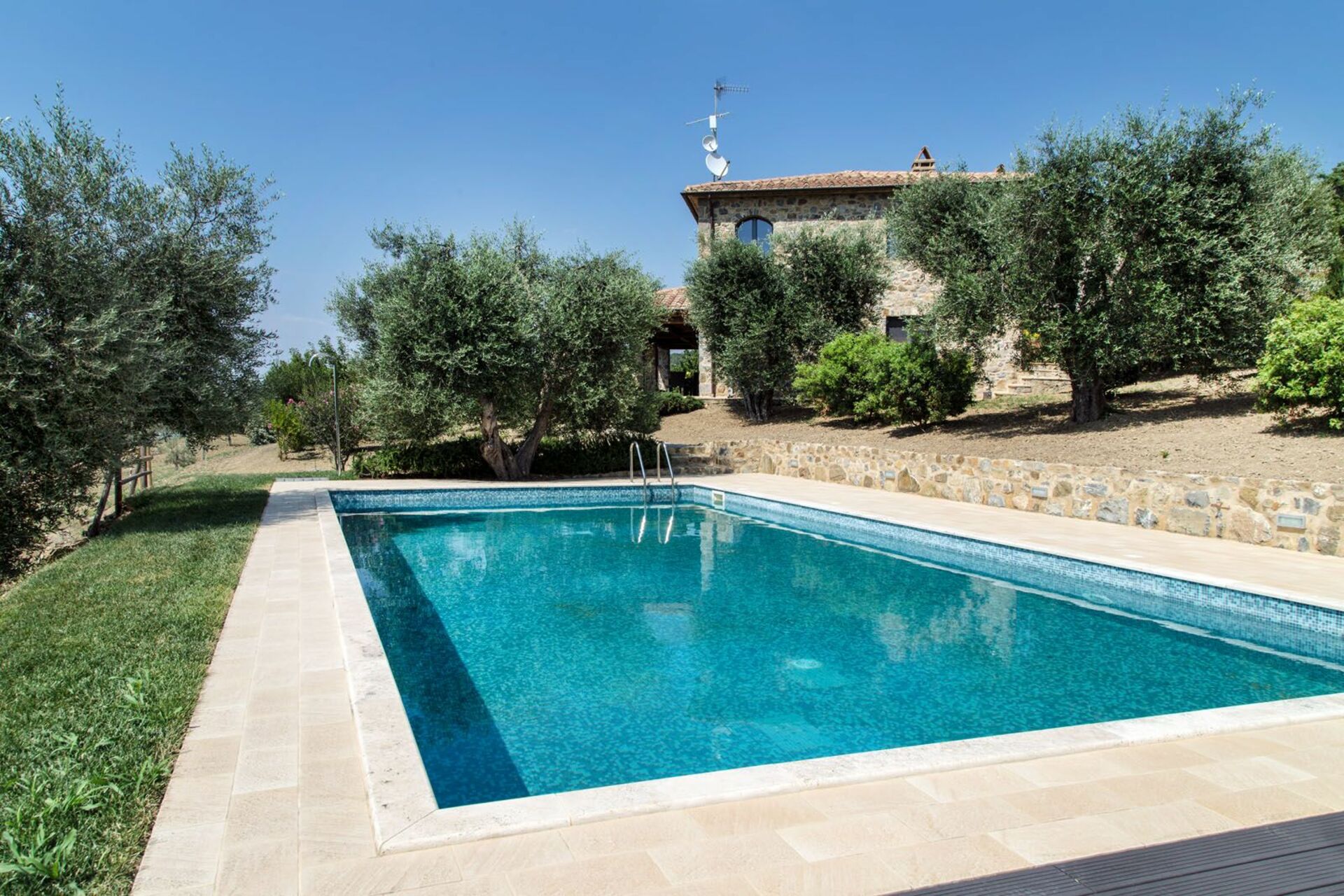 Villa Chiugi badkamer in Seggiano