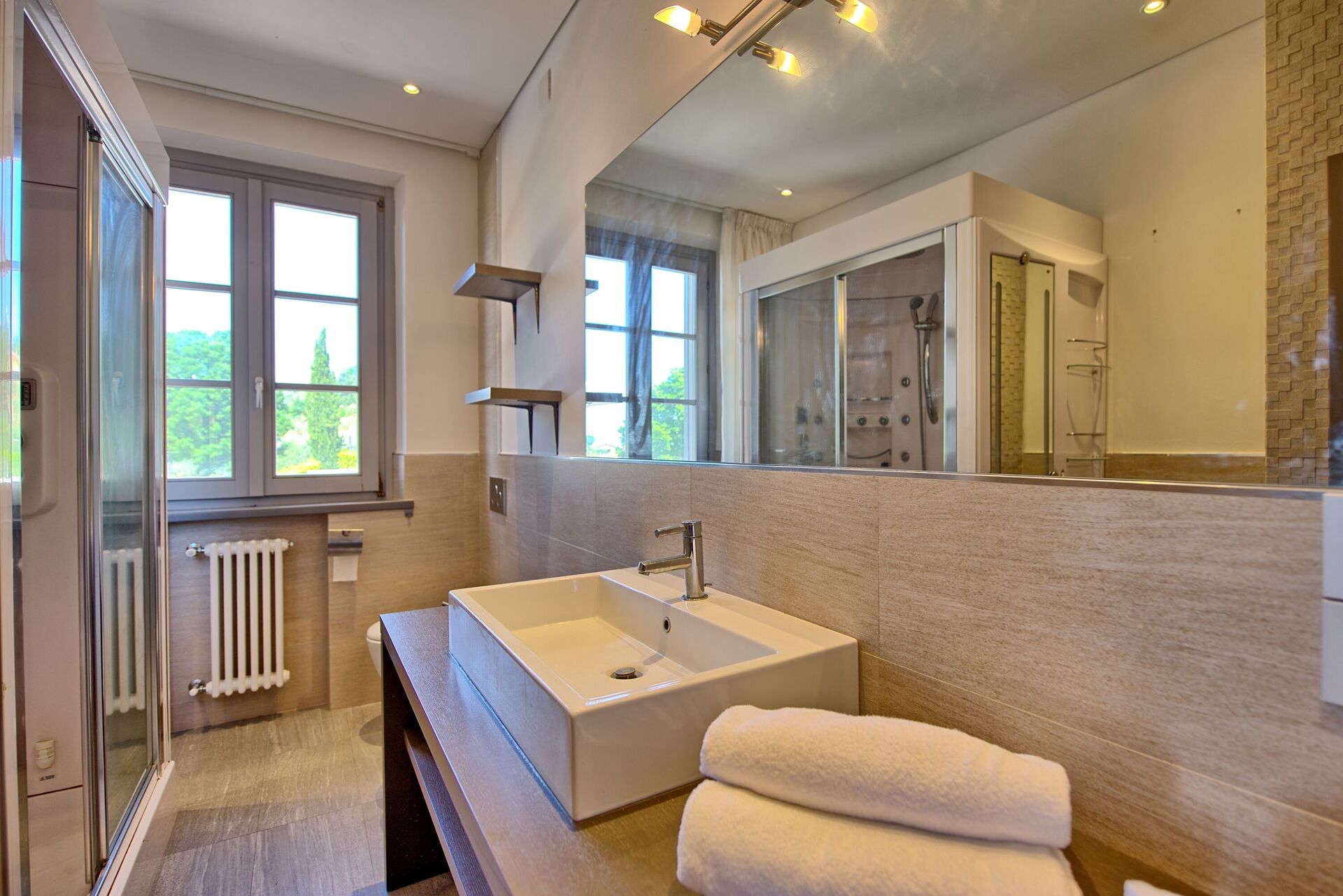 Casa White interieur in Castiglion Fiorentino