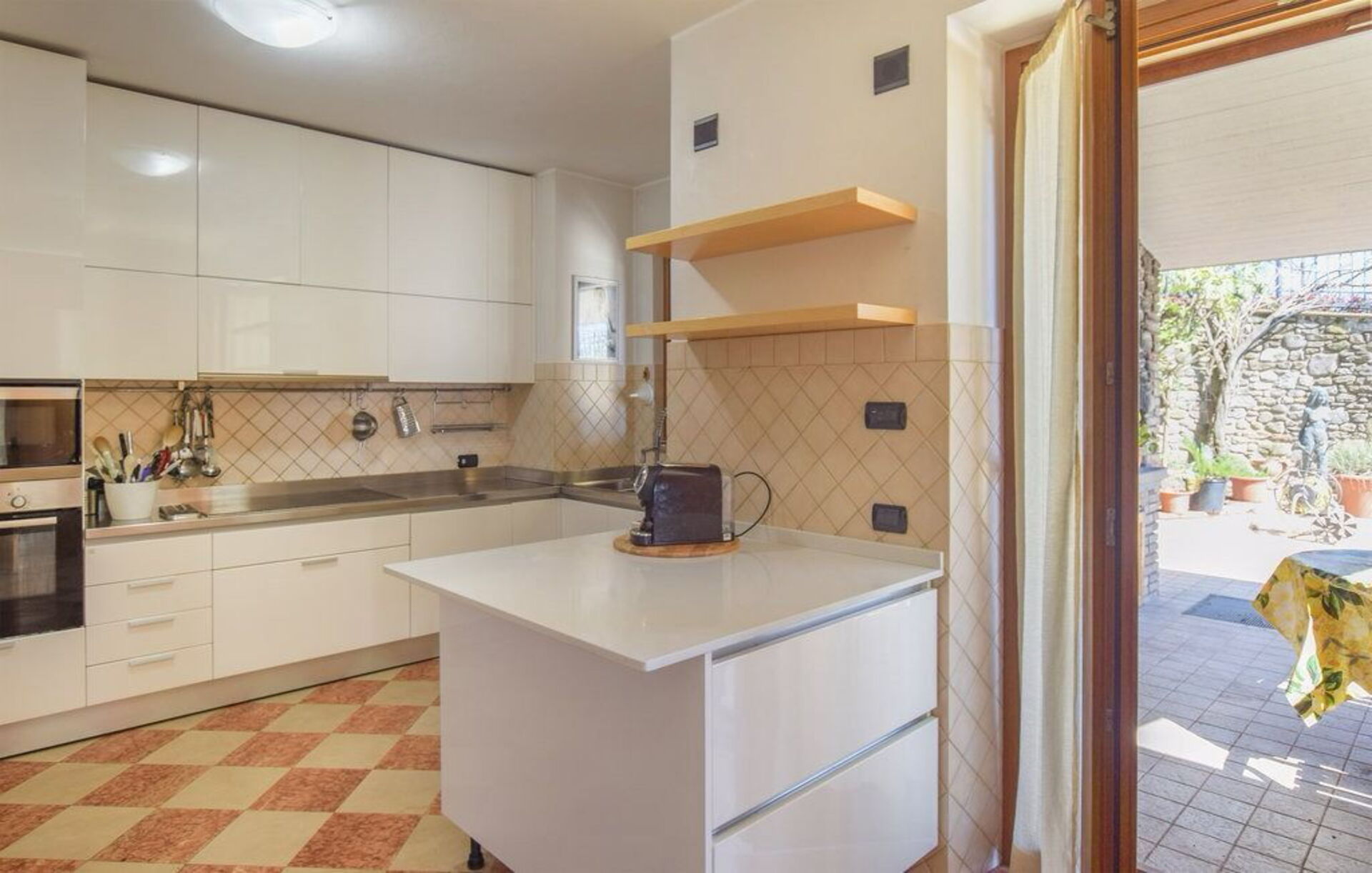 Villa Paradiso tuin in Trestina