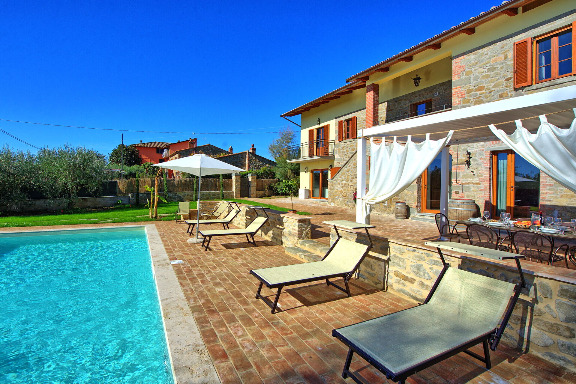Villa Anna in Tuoro Sul Trasimeno, Toscane